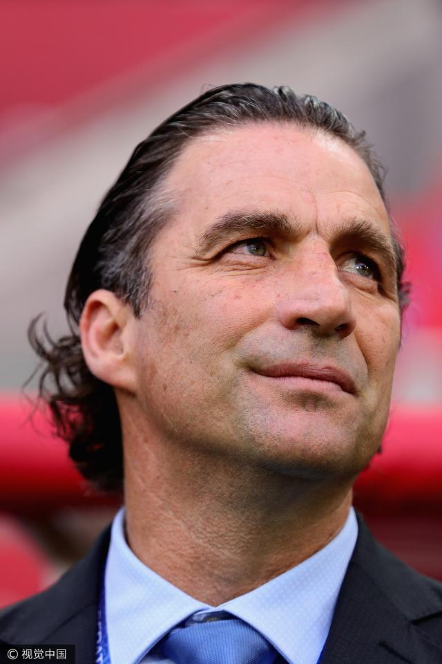 智利主帅:踢澳洲太艰难 葡萄牙碰上我们也头疼