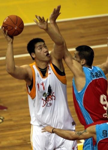 唐正东400万年薪比肩大巴 为转会不惜停赛1年