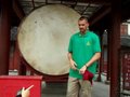 视频：乐福南京游夫子庙 两双王敲响中国大鼓