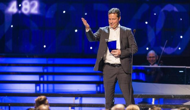 瓦尔德内尔荣膺终身成就奖 曾6获世锦赛冠军_体育_腾讯网