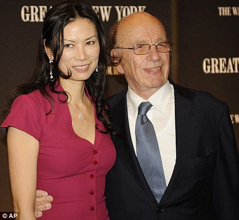 默多克提出与邓文迪离婚妻子曾为排球女将