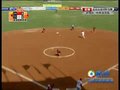 视频：亚运垒球决赛 中国队偷垒成功