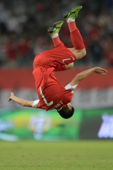 4大联赛欧冠队欲签武磊 中超某队开500万年薪