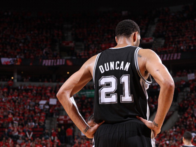 马刺gdp球衣退役时间_马刺球衣退役图片(3)