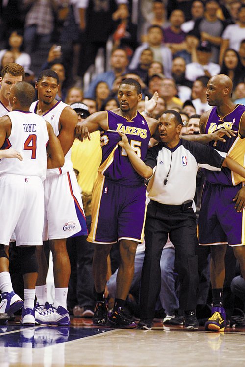 破快船撞翻悍湖人_体育_腾讯网