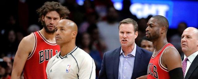 公牛主帅生涯首遭驱逐 怒喷裁判关键时刻错判