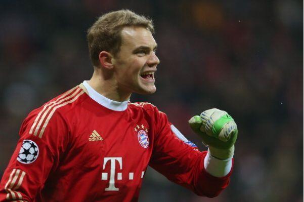 诺伊尔获评德甲最佳门将 20场零封堪称完美