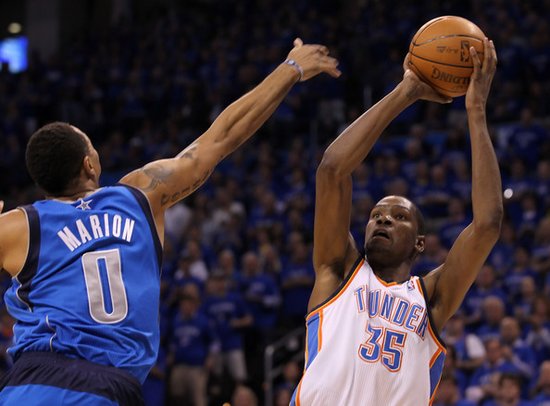 马里昂:防得杜兰特看不到篮筐 那绝杀是蒙的_体育_腾讯网