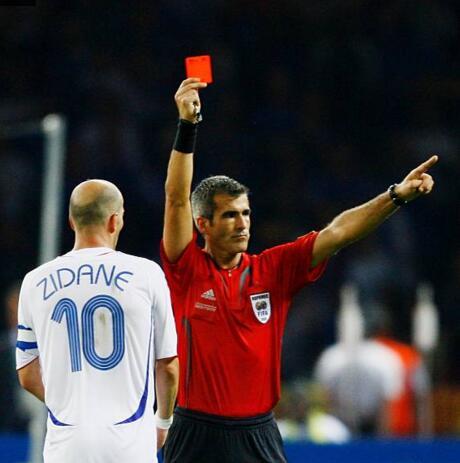 【夜读】2006,一场本不存在的齐达内封王之战_体育_腾讯网