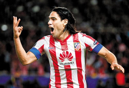 切尔西强挖法尔考