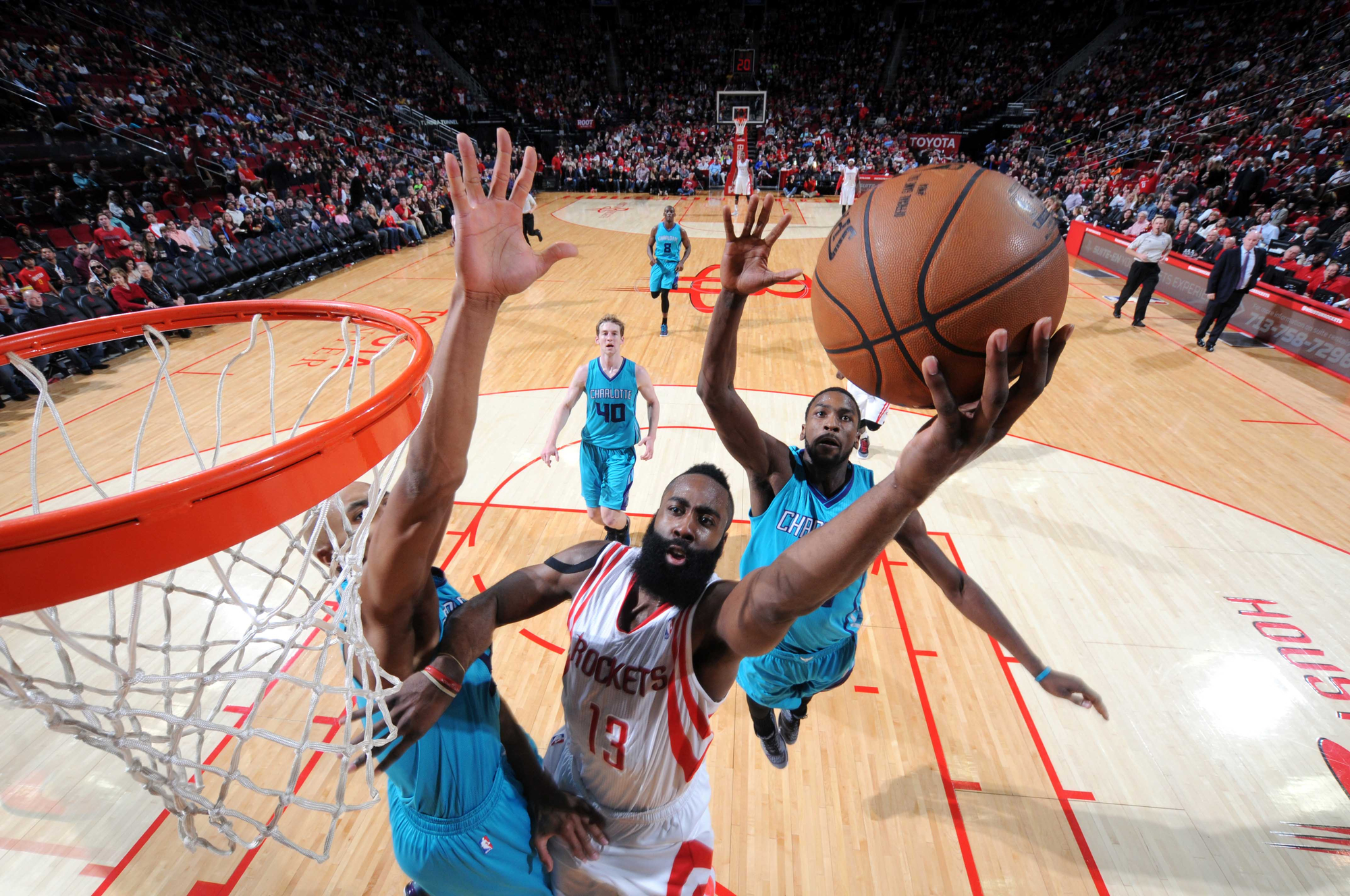 14日视频直播火箭vs黄蜂 哈登飙分争夺得分王