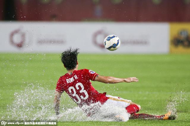 天体排水系统太糟糕 恒大将出资升级改造球场