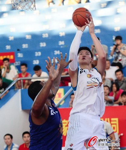 季前赛-王哲林28分福建胜江苏 佛山大胜上海