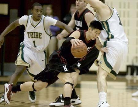 ncaa华裔后卫选秀落榜 能征服赛场却难逃宿命