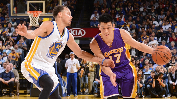 书豪15分湖人3连败 库里19+9勇士晋级季后赛