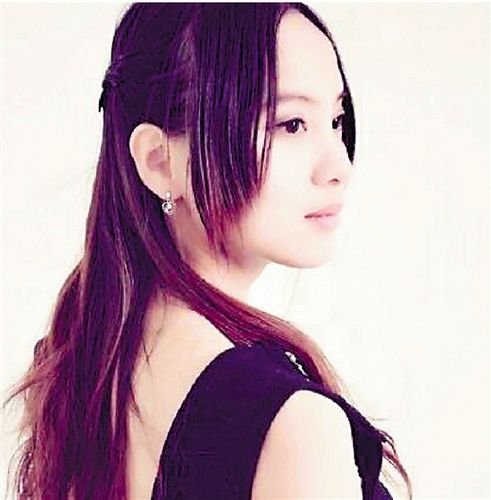 广厦新闻官是软妹子 硕士毕业做过体育记者