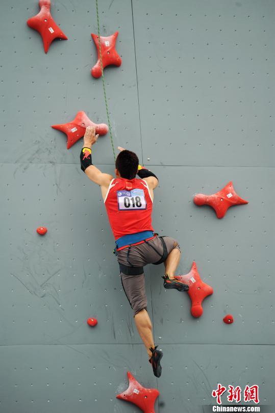 中国攀岩选手赢世界第一尊重 世锦赛冲五连冠