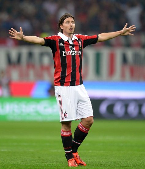 告别伊布!米兰终回归技术流 双核盘活红黑军