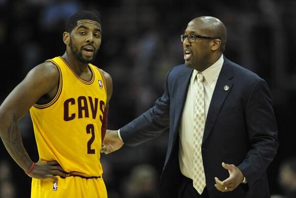 他工作两年竟赚九年工资 4年3度被裁却引勇士