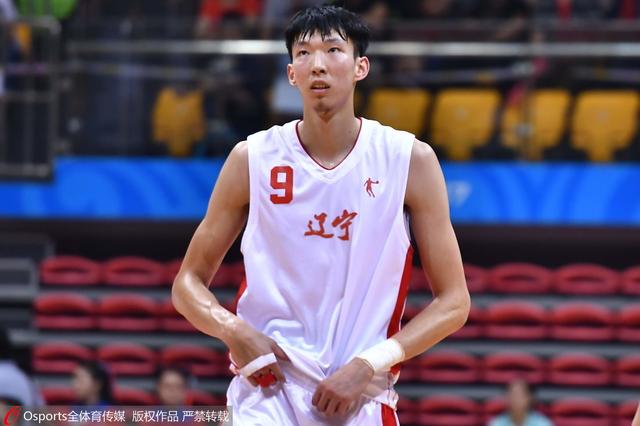 惊!周琦右手8月初曾手术 为承诺回国战全运