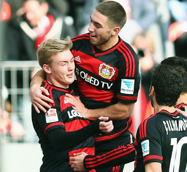 03月15日德甲第26轮汉堡vs科隆:人民公园球场的六分生死战,汉堡残阵防线竟成最大杀器!