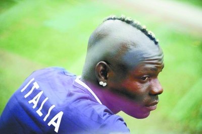 巴神尿检时间远超预期 为赶飞机直接坐警车