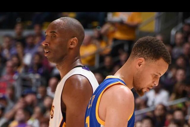 拉塞尔演绎激情庆祝舞蹈 科比一脸冷酷似不屑