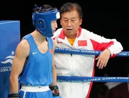 张传良:邹市明首秀过于兴奋