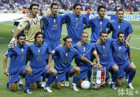 为何意大利国旗绿白红 国家队却身穿蓝色球衣