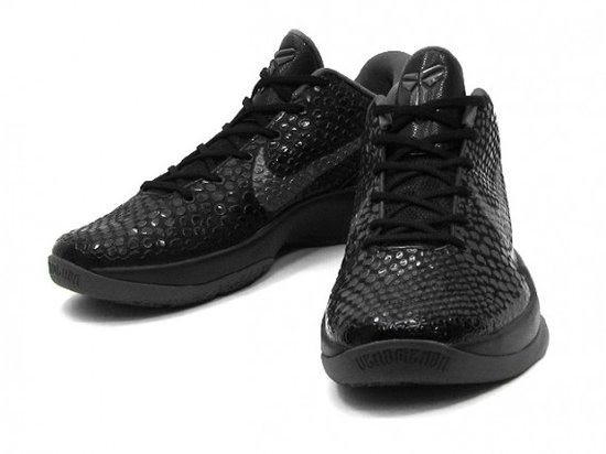 nike zoom kobe vi"停电"版本曝光(图)