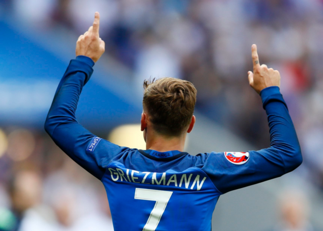半场-法国1-0领先德国 格列兹曼补时点球秒杀