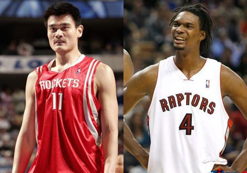 无视姚明把球扣进姚明,nba,扣篮,火箭队,波什