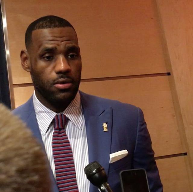 前线评述:詹姆斯七年之变 从严治军誓夺冠