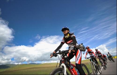 2012福玛特环青海湖大型骑游活动圆满结束