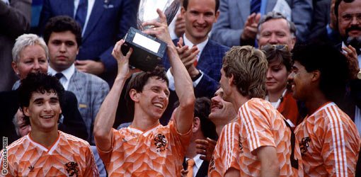 范佩西:荷兰很团结 1988欧洲杯带来冠军灵感