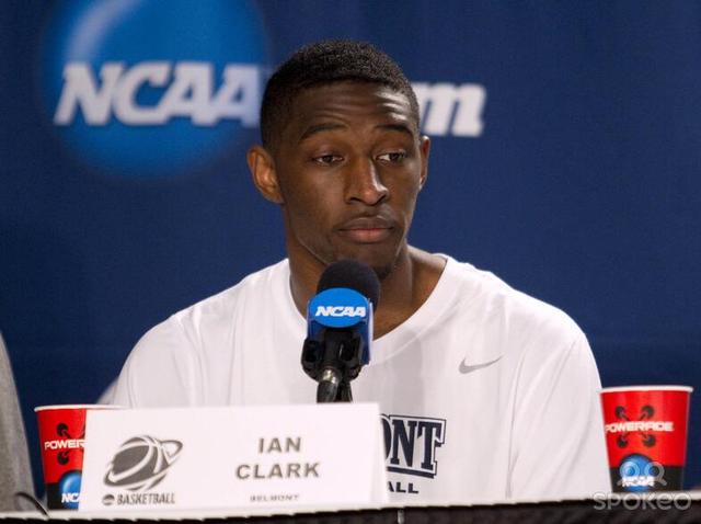 他绰号山寨库里今狂砍36分 三分精准竟超水花KD