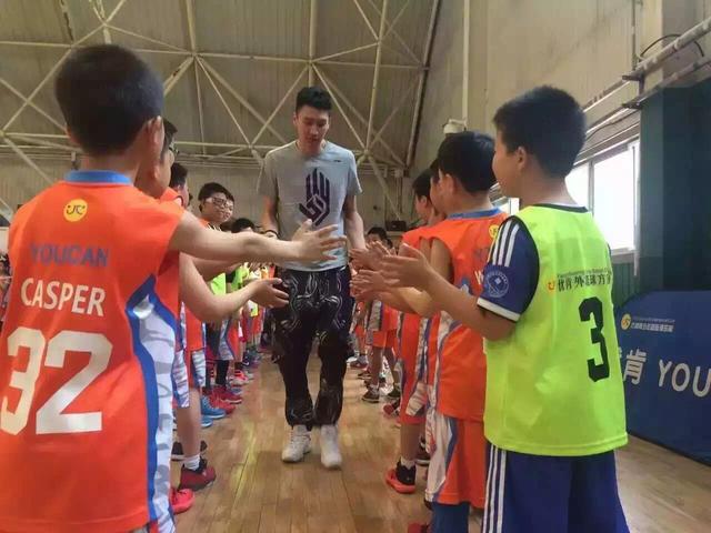 孙悦:拍电影只是一种尝试 周琦可以立足NBA