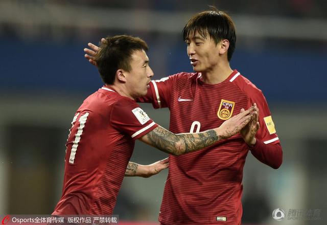 黄张使用争议暂解  杨旭 4球荣升现役国脚第1人
