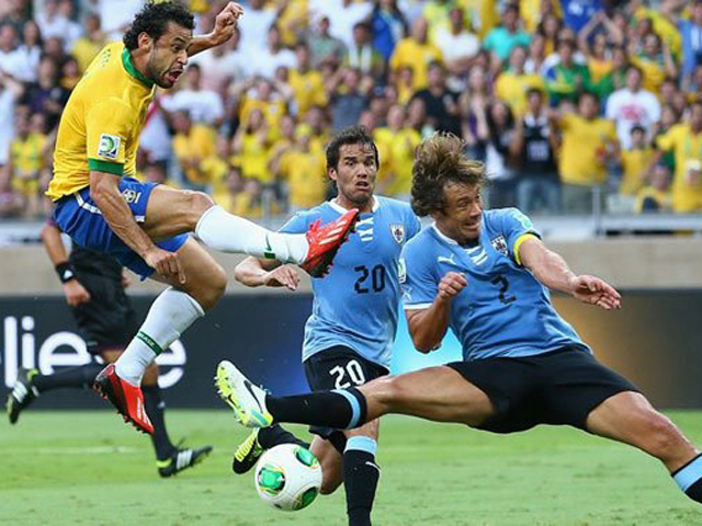 全场集锦：弗兰失点内马尔助绝杀 巴西2-1乌拉圭截图