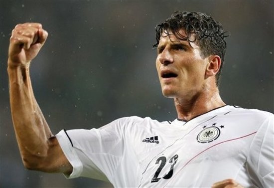 拜仁帮回归德国战车提速 南部之星护佑德意志