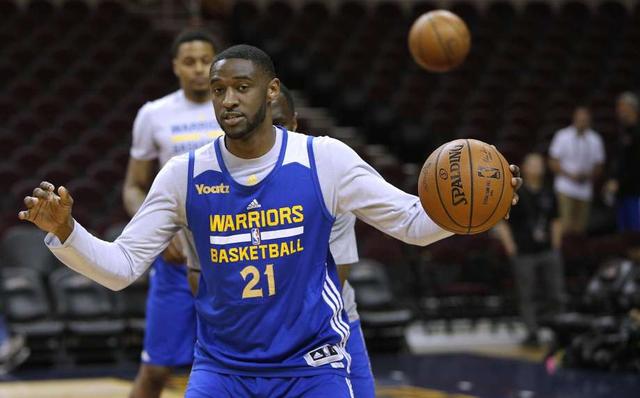 他绰号山寨库里今狂砍36分 三分精准竟超水花KD