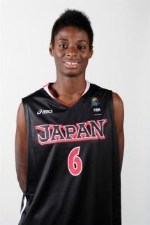 日本女篮已归化成瘾 世青赛阵中惊现黑人球员