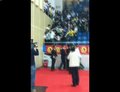 视频：女排决赛爆发群殴 4保安围打1天津球迷