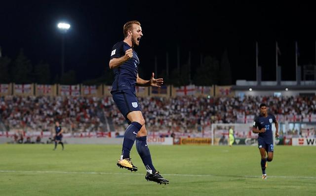 Ӣ����VS˹�工��ǰհ�����߹ؼ�ս ����״̬��