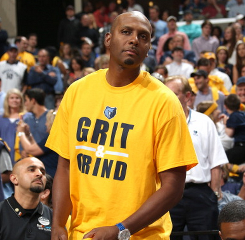 便士:詹皇是组织前锋之王 但输球不应得FMVP