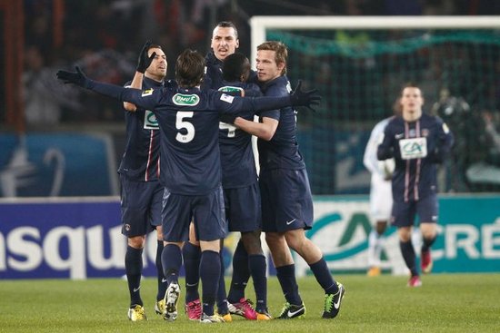 法国杯-10人巴黎点球战告负被淘汰 伊布失点-重