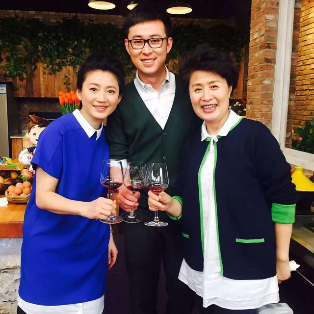 邵圣懿:不会跑步的体育主持人不是好厨子