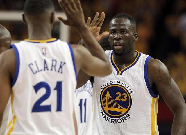 他绰号山寨库里今狂砍36分 三分精准竟超水花KD