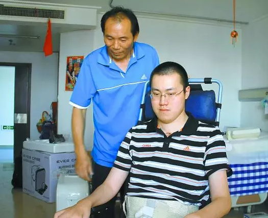 男排 汤淼 为爱与妻分手 三年康复获得人生大爱