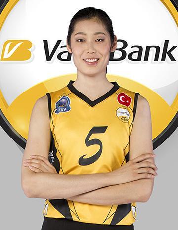 世俱杯前瓦基弗银行轻松练 教练队友盛赞中国